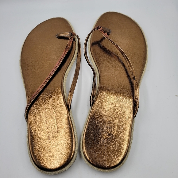 Talbots- Copper Sequence Flip Flops Woman's Size 9M - Picture 1 of 10